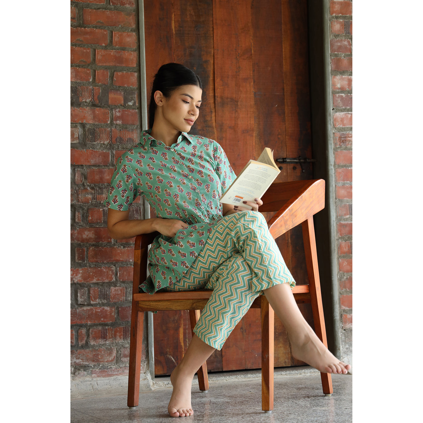 Sunflower with Contrast Stripes on Turquoise Loungewear Set