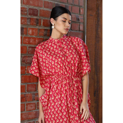 Droplets on Red Front Buttoned Kaftan