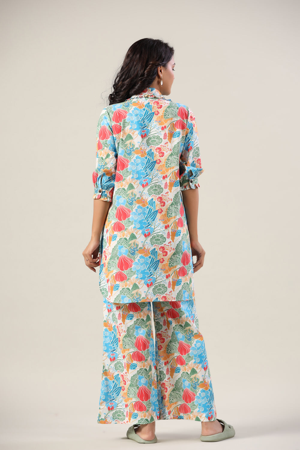 Floral Jaal on Collared Palazzo Set