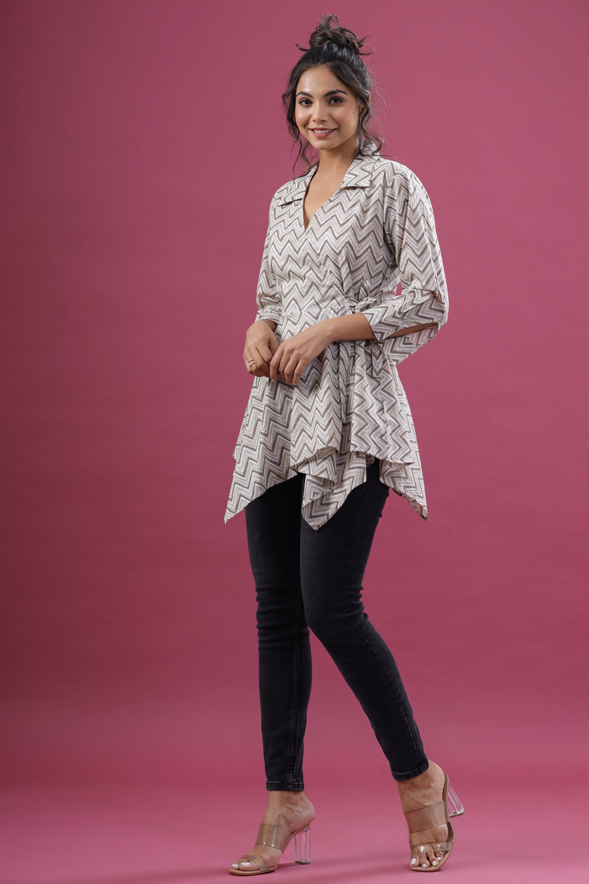 Patterned Zigzag On Grey Short Kurti