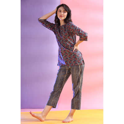 Flower Patterned with Contrast Stripes on Grey Loungewear Set
